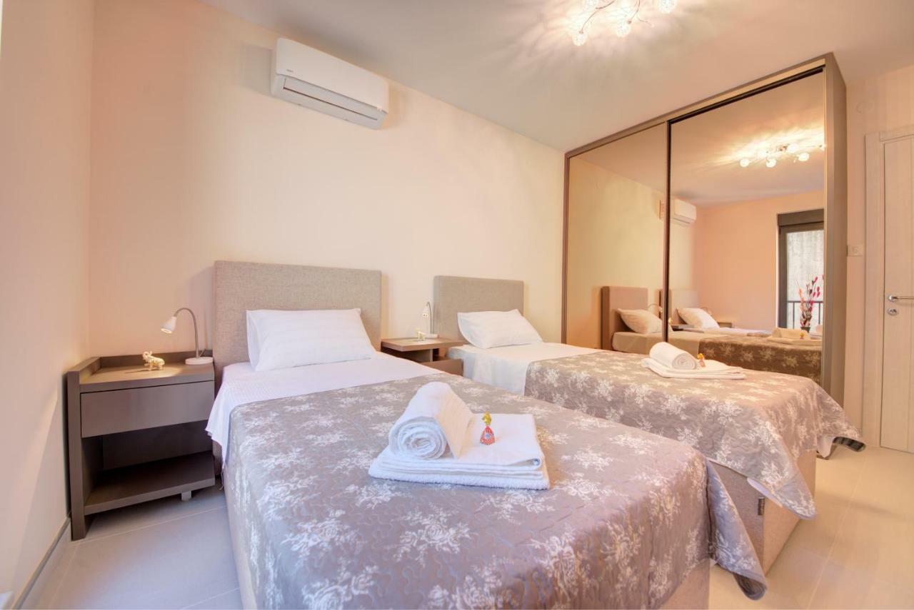 Bajova Kula Luxury Residences Kotor Exteriör bild