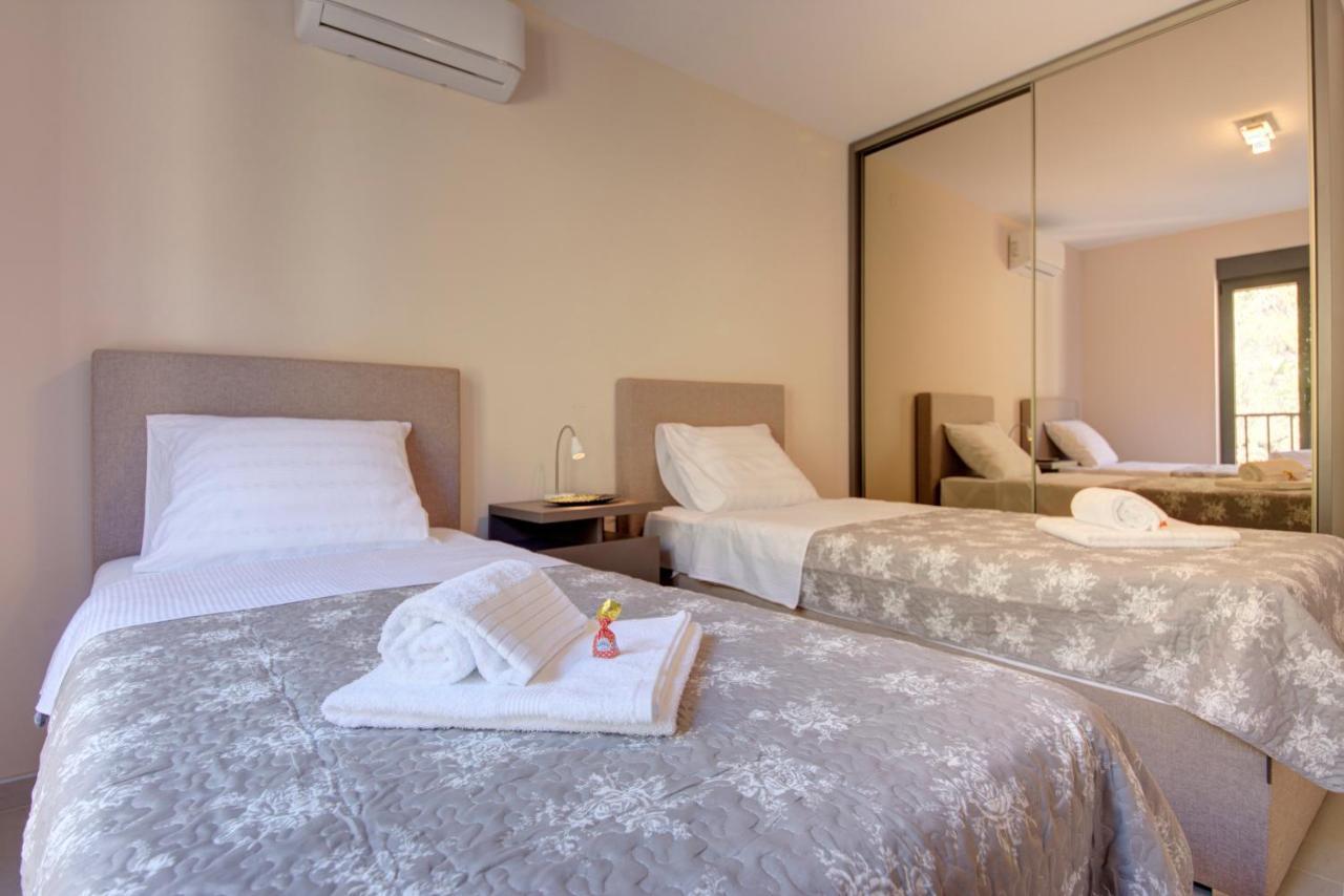 Bajova Kula Luxury Residences Kotor Exteriör bild