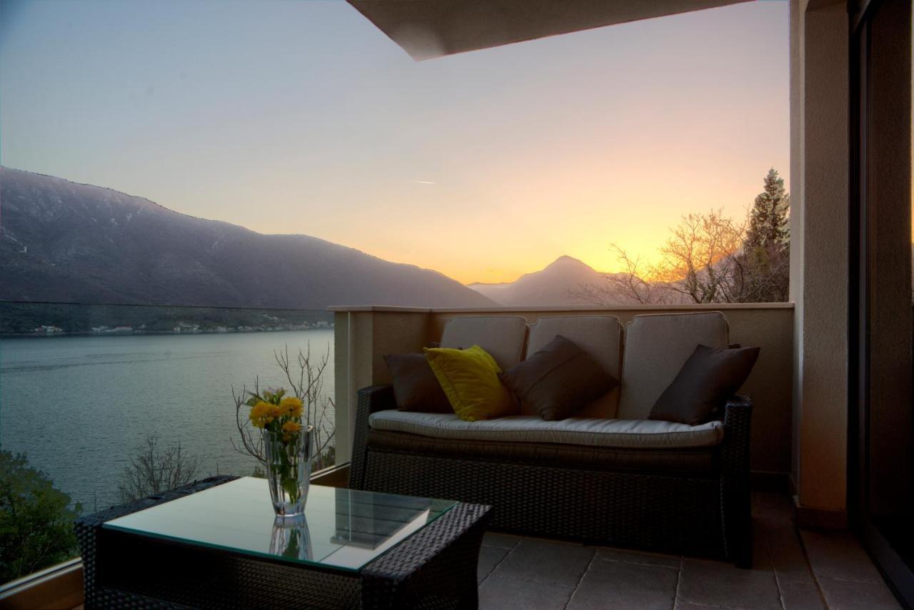 Bajova Kula Luxury Residences Kotor Exteriör bild